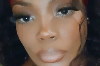 NEW IN TOWN!! READY TO HAVE SO... - Image 4