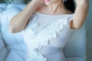 EASTERN EUROPEAN ~Exotic Stunn... - Image 1