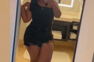 LATINA GIRL AVAILABLE 24/7 - 2... - Image 1