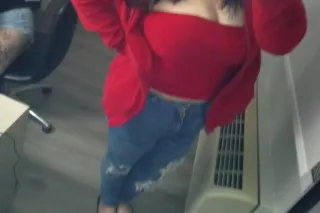 💕THICK SUBMISSIVE LATINA WHO L... - Image 4