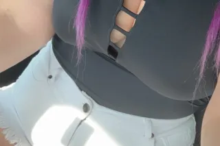 its me, the lovely lila lee - Image 6