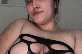 ✨Your Favorite New SnowBunny I... - Image 3