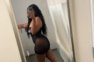 Experience Undeniable Luxury! Gorgeous & Thick🍑5 star personality and 😻! - Image 6