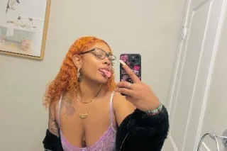 Onlyfans Creator @ Honeyycaake... - Image 3