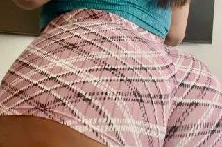 🥶 BIG TITS 😩 SMALL WAIST FREAK... - Image 2