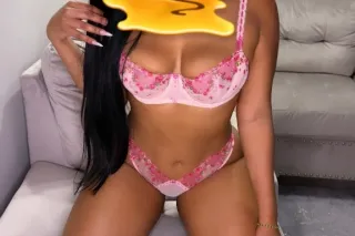 laura - 26 - Image 1