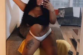 NO LOWBALLERS! NO BARE!! CARDA... - Image 3