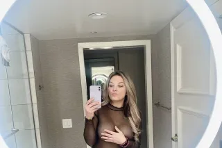 🏆ultimate busty milf next door... - Image 1