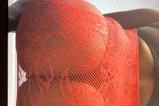 HAPPY HOUR SPECIALS - Image 9