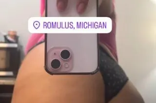 PORTLANDS FINEST VIXEN🤪NOW IN ... - Image 1