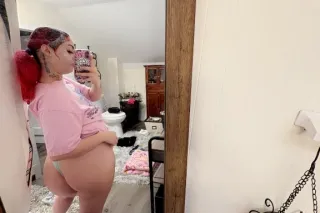 CUM SEE WHAT THIS TIGHT WET😻 FEELS LIKE⭐💦🎀 - Image 1