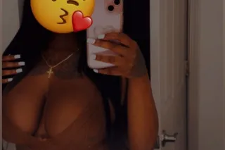 Availble For Outcalls 💦 - Image 2