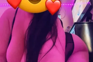 Thick latina back in town 🥰 (O... - Image 4