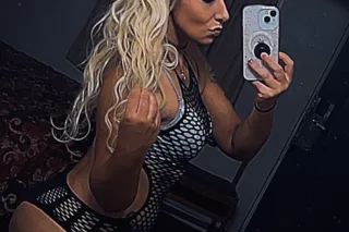 WHO WANTS TO PLAY TONIGHT AND ... - Image 2