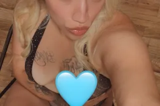 $100 QV SPECIALS 🥵 HI MY NAME ... - Image 1