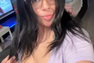 🌸Sexy Curvy Exotic Latina 🌸 OU... - Image 1