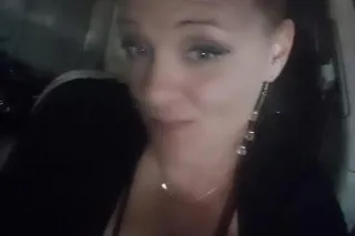 RAWLINS WYOMING FOR THE NIGHT WAITING FOR GRAYHOUND LEAVE TOMORROW AFTERNOON NEED TO GET HIGH ANYONE WANT TO HELP TEXT ONLY THX - Image 3