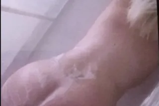 EVERYBODY'S FAVORITE BLONDE - Image 5