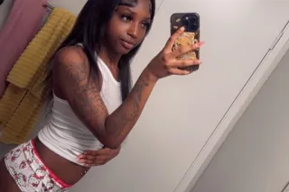 Ask about my 2 girl special😘 -... - Image 1