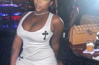 young fun wet pussy outcalls - Image 1