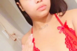 Heyyyyyy Babiessss it’s Cheena... - Image 1