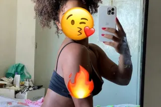 😍Pretty and hot 🥰 you won’t re... - Image 3