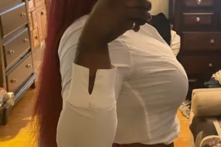 NEW IN TOWN, CUM PLAY 👅💦 DONT ... - Image 1