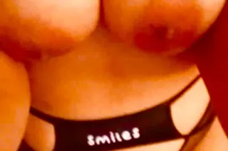 leaving today at 11am sorry 😘 NOTHING FOR 80 NO LOW BALLERS 🥰 NO BLACK GUYS UNDER 50 YEARS OLD SORRY 🥲 i am a squirter and a creamer 😍 bbj 🥰 anal 😍 gfe 😘 bareback ❤ incalls only - Image 6