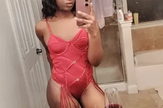 FREAKY FRIDAY 🌹💦 OUTCALLS AND ... - Image 3