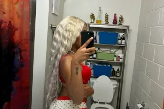 Guranteed Satisfaction 🫦 - 23 - Image 2