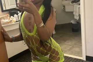 4"9 throat goddess - Image 5