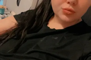 pretty thick white woman - Image 5