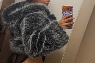 💋NEW IN TOWN CUM GET THE JUICY... - Image 1