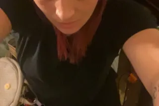 💋👅looking 4 fun fetish friendly 👅💋 - Image 1