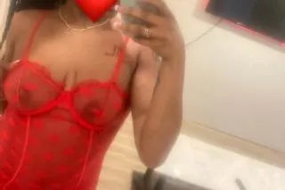 come enjoy ms. super soaker 😘😍 - Image 3