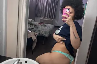 qv 80 no bare incalls only let... - Image 1