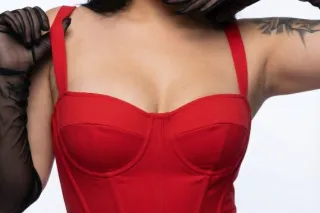 Hi im new here👀 100% discreet,... - Image 1