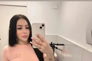 Ready and waiting No Anal serious inquiries(130$ 2 pop specials) no catfish everything 100% real No bare nothing! - Image 1