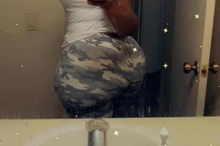 BBW redbone hottie available i... - Image 4