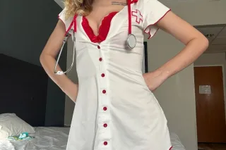 💉 Weekend Nurse On Call (Rare ... - Image 1