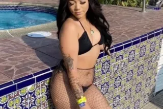 5'2 mixxedbabyy colored eyes t... - Image 2