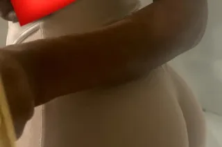 in calls good head and pussy D... - Image 3