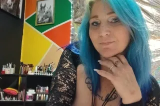 Readily Available. Promiscuous, Mature, Sensual MILF. No Deposits. - Image 5