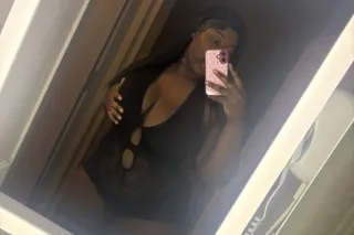 outcalls only rn !!$ - 19 - Image 1