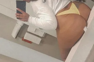 New Super bad pretty mixed 💦😻 squirter babe - Image 3