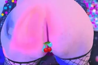 Santa...baby... Let me be your... - Image 2