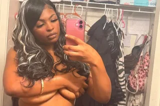 BIG TITTY ARYYY is back 😘❤‍🔥 c... - Image 4