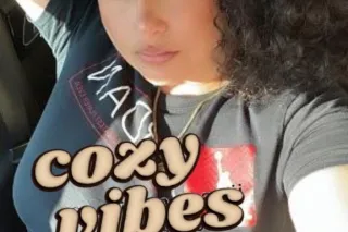 🚨💋🍒 its me DeSi 🧱💋 call me ava... - Image 3