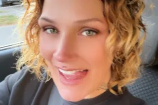 💋CASHE IS THAT NAUGHT🙀 HOTTIE!😈 - Image 5