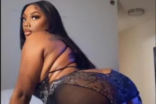 AVAILABLE 🍫🍑 - 23 - Image 3